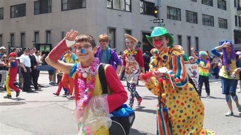 clowns | NYC Parade Life