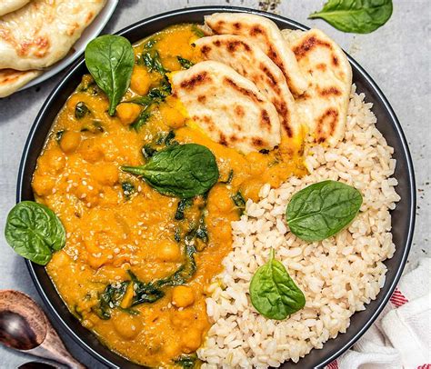 Pumpkin Chickpea and Spinach Curry with Naan Bread | Chickpea and spinach curry, Vegetarian ...