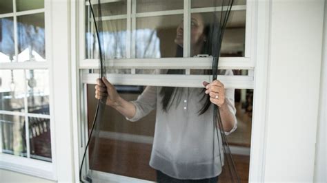 Worlds first flexible window screen. Great for homeowners and DIY folks ...