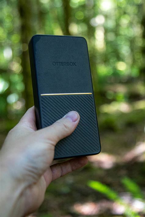 Otterbox 20,000 mAh Fast Charge Power Bank - PureOutside