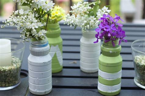 30 Useful Ways To Reuse Plastic Bottles | Hometalk