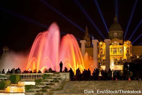 Experience the Lights and Sounds of the Magic Fountain of Montjuïc - BCN Confidential