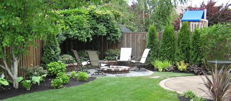 Pin by Beverly Wolfinbarger on Outdoor ideas | Small yard landscaping ...