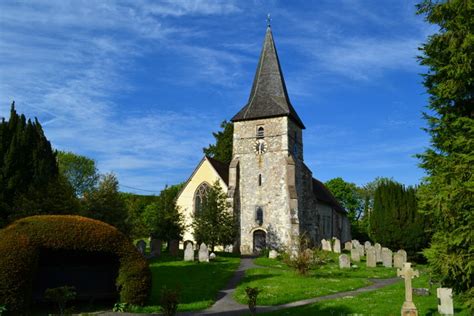 Church of the Holy Rood, Holybourne © David Martin cc-by-sa/2.0 ...