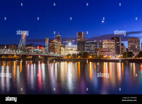 Portland, Oregon, USA skyline at night on the Willamette River Stock ...