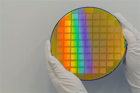 silicon-manufacturing-demonstrating-ultra-flat-wafers|polishing ...