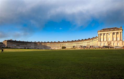 Royal Crescent | building complex, Bath, England, United Kingdom ...