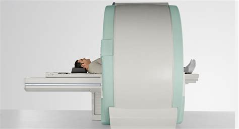 5 THINGS TO KNOW ABOUT OPEN MRI FOR CLAUSTROPHOBIC PATIENTS