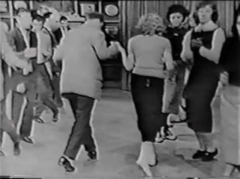 American Bandstand 1957 & 1968 - The Stroll, The Diamonds - YouTube