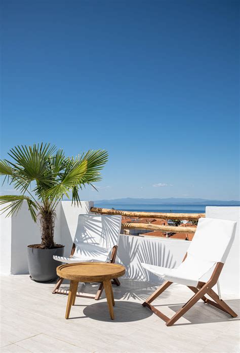 Palm Suites | Accommodation | Discover Greece