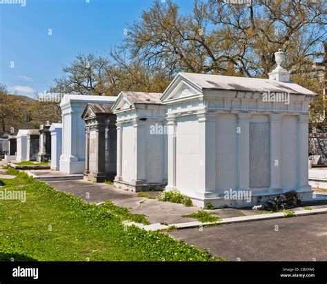 Lafayette Cemetery No. 1, New Orleans Stock Photo - Alamy