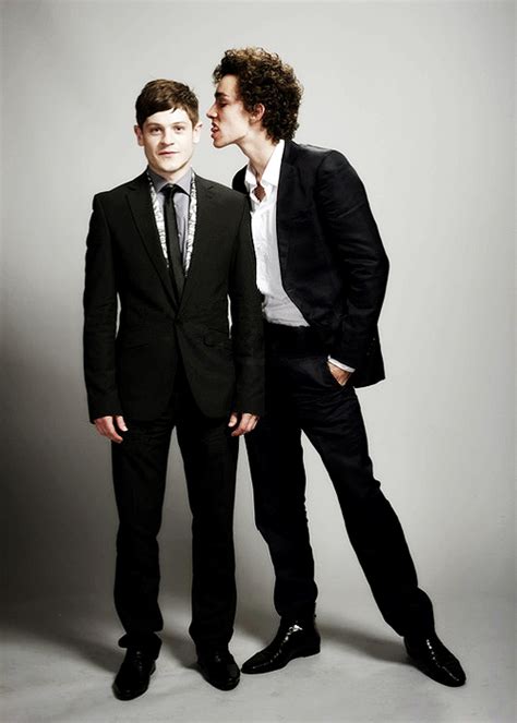 Iwan Rheon and Robert Sheehan ♥ - Misfits E4 Photo (17457016) - Fanpop