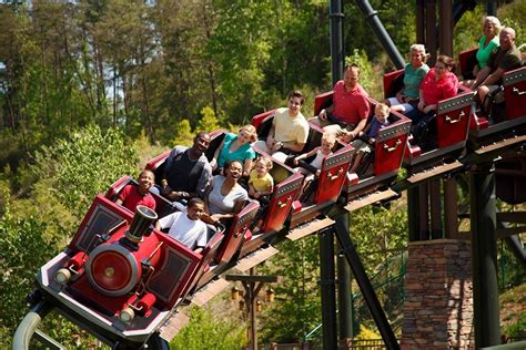 Dollywood Rides | Tennessee Smokies Visitors Guide