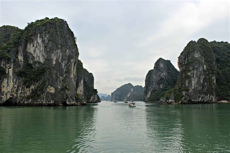 Vietnam Part II - Halong Bay | The Kiwi Country Girl