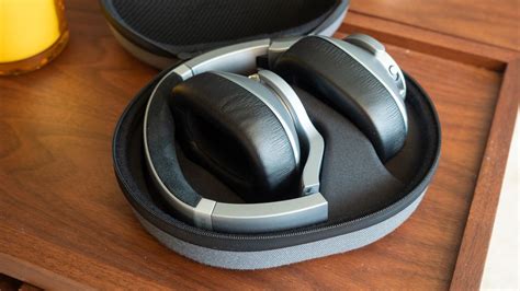 AKG N700NC Noise-Cancelling Headphones review | TechRadar