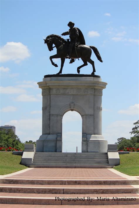 Perspective Of A Photographic Mind: Sam Houston Horse Statue Arch