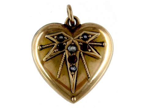 Gold & Pearl Heart Pendant (686B) | The Antique Jewellery Company