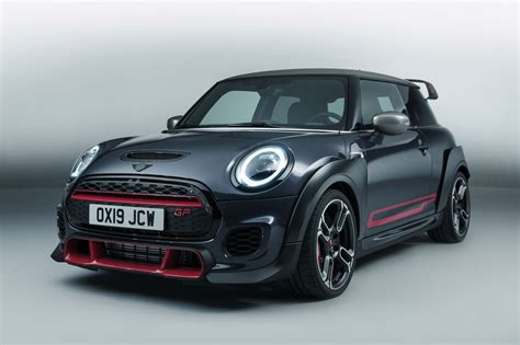 photo MINI 3 PORTES (F56) John Cooper Works GP citadine 2020 - Motorlegend.com