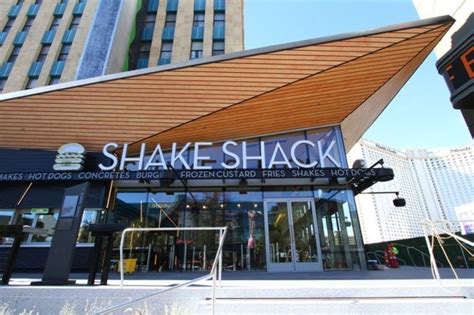 Shake Shack Las Vegas Readies to Open at New York-New York