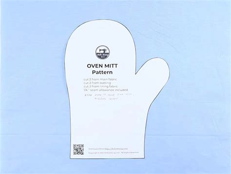 How To Make An Oven Mitt - FREE Pattern And VIDEO ⋆ Hello Sewing