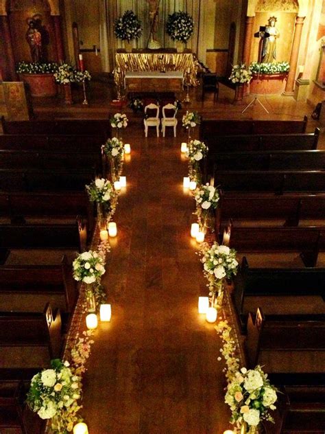 pasillo elegante http://ideasparatuboda.wix.com/planeatuboda | Iglesias boda, Decoracion iglesia ...