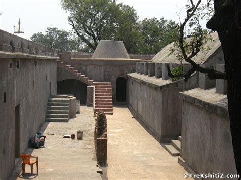 Sewri Fort - Photo book