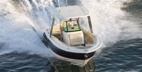 6 of the Best Center Console Boats - BoatGuide.com