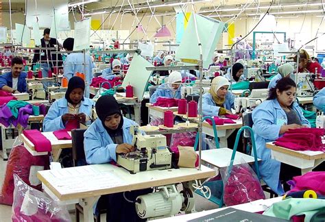 Free picture: clothing, factory, Jordan, female, workers