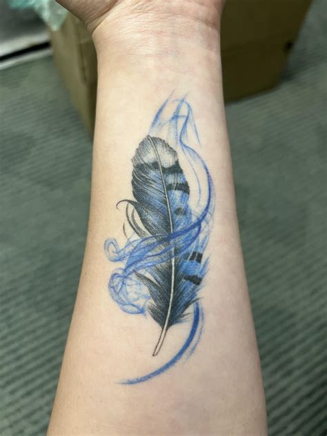 4 month healed blue jay feather by Area 6’s Jason in NYC : r/tattoo