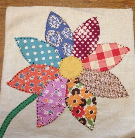 Free Applique Flower Quilt Block Patterns - QuiltBlockPatterns.net