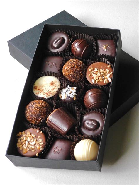 Assorted Chocolates Gift Box – Cacao