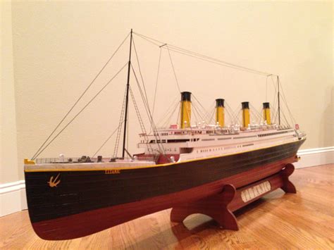 RMS Titanic 70" XL Museum Quality Limited Edition Ocean Liner Wooden Ship Model 2015 for sale ...