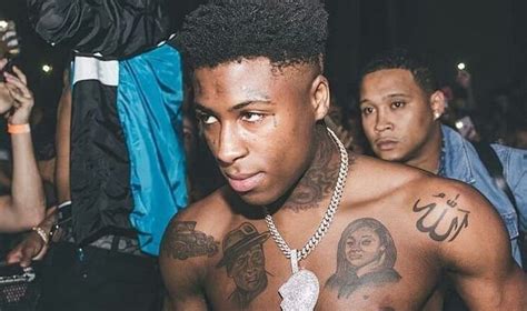 NBA YoungBoy Giving Baby Joe A Leg Tattoo Video Went Viral - Urban ...