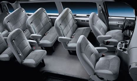 10 Passenger Luxury Van - Airport Limos Detroit, Affordable Airport ...