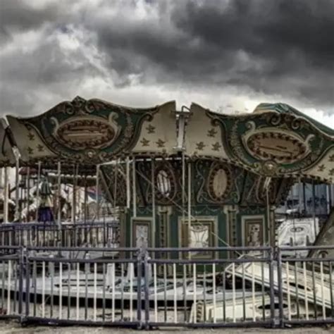 Inside America's Abandoned Malls, In 35 Haunting Photos