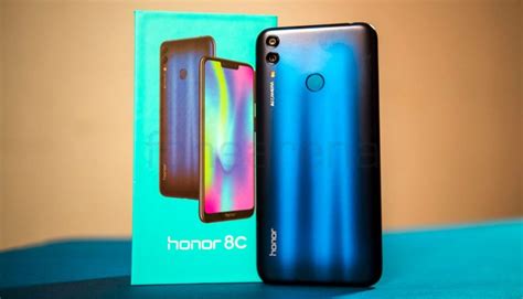 Honor 8C Unboxing and First Impressions