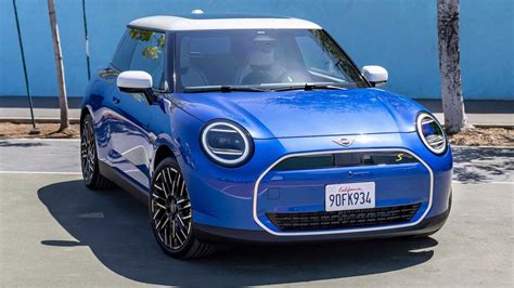 2025 Mini Cooper Hardtop revealed - The Torque Report