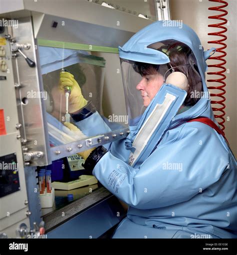 BIOSAFETY LEVEL 4 LABORATORY Stock Photo - Alamy