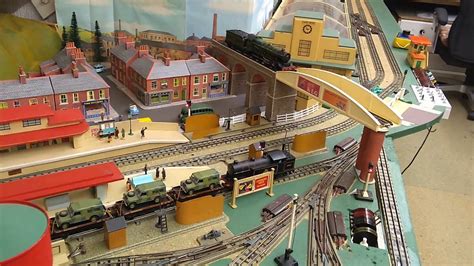 BINNS ROAD [HORNBY DUBLO RAIL] OO GAUGE London Festiva…, 45% OFF