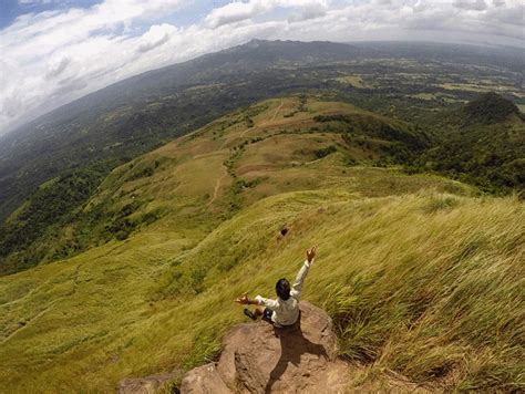 Hiking Guide to Mt. Talamitam - Mt. Apayang - moredantravels