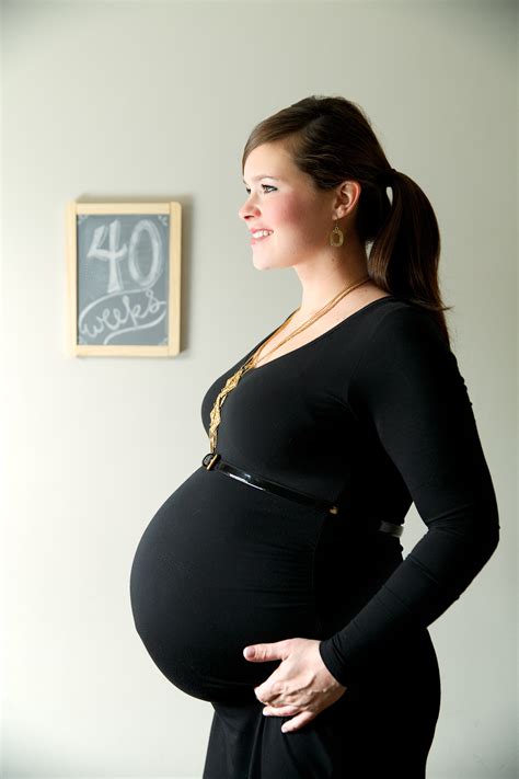 40 Weeks Pregnant (Belly to Belly!) – funny/beautiful