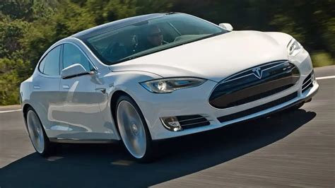 Tesla Autonomous Car Due In 2016