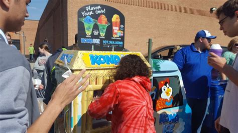 Dayton Regional STEM School News and Events: Kona Ice Truck Visits DRSS