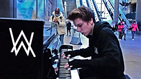 ALAN WALKER - FADED PUBLIC PIANO PERFORMANCE - YouTube