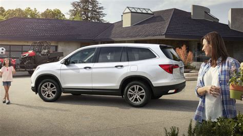 10 Best SUVs for Families in 2018 - BrandFuge