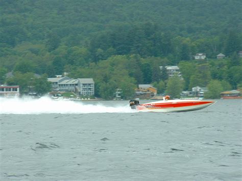 Lake George OFFSHORE PERFORMANCE BOAT DEMONSTRATION "RACE" - Offshoreonly.com