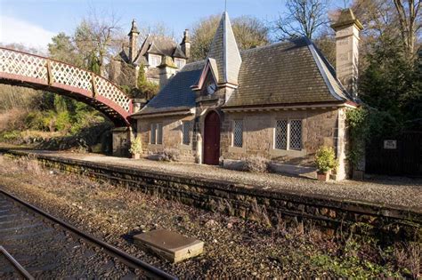 These are the UK’s most beautiful train stations | loveexploring.com