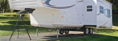 5 Best RV Stabilizers - Aug. 2022 - BestReviews