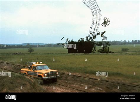 SPECIAL EFFECTS SCENE TWISTER (1996 Stock Photo, Royalty Free Image: 31073613 - Alamy