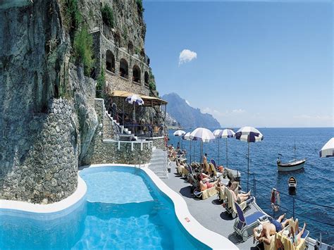 Top 10 The Most Attractive Beach Hotels - World inside pictures